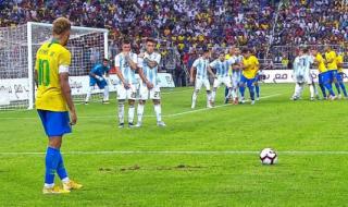 实况足球8训练模式角球怎样添加防守球员啊,就和正式比赛一样 实况足球2012角球